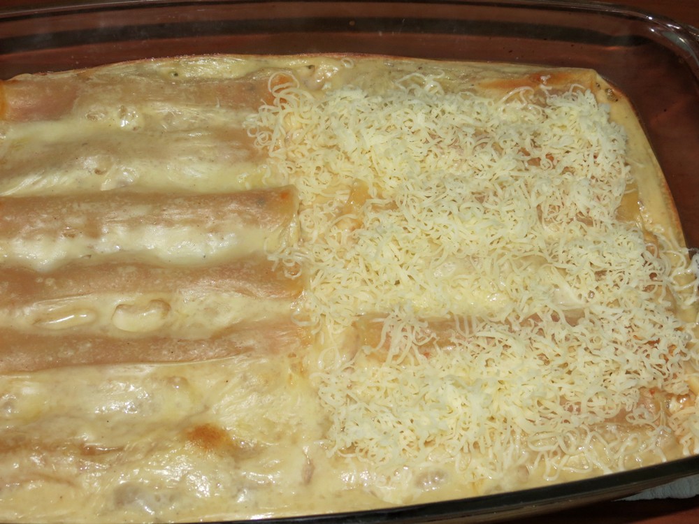 Cannelloni cu carne si cascaval