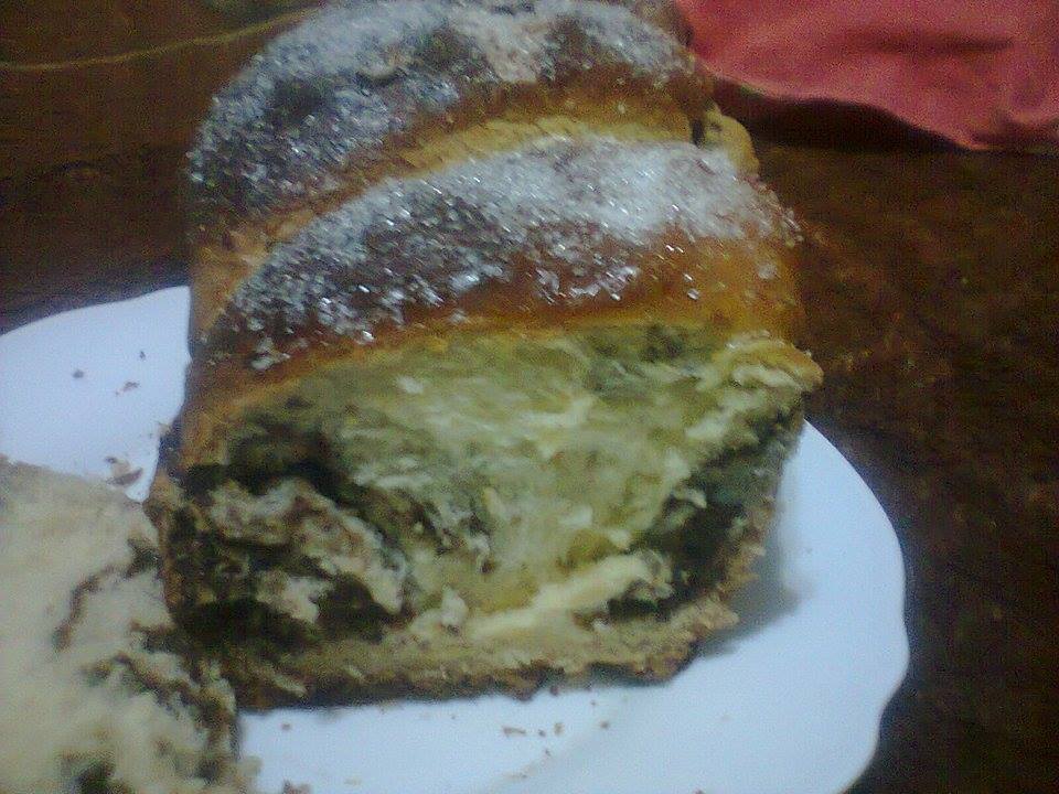 Cozonaci pufosi