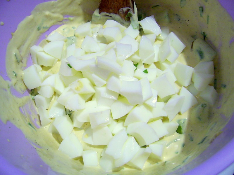 Salata de sparanghel cu oua