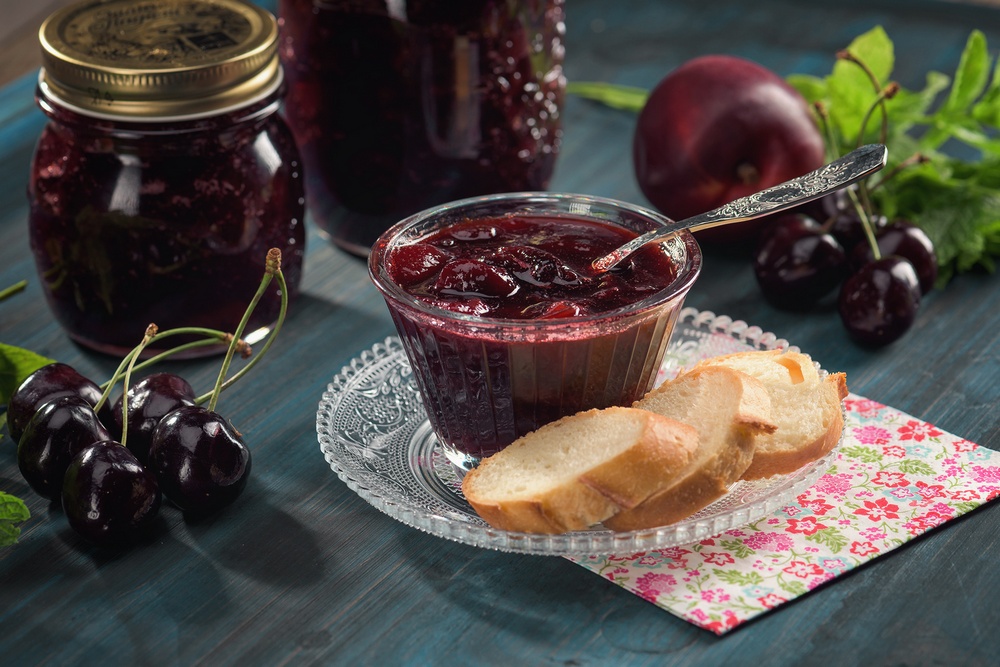 Dulceata de nectarine si cirese