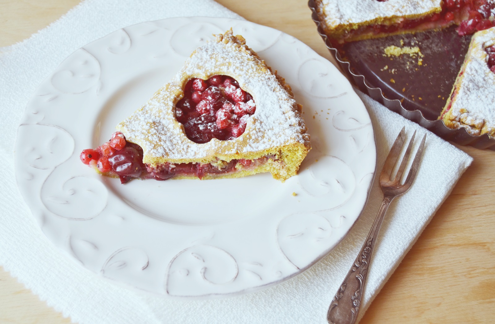 Tarta cu visine si strugurei