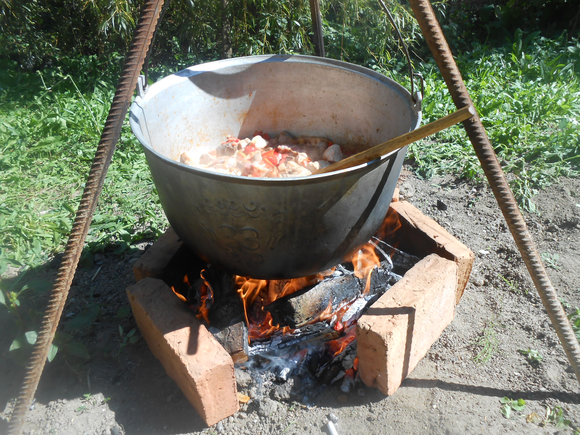 Tocana de porc la ceaun - Reteta savuroasa ideala pentru gurmanzi