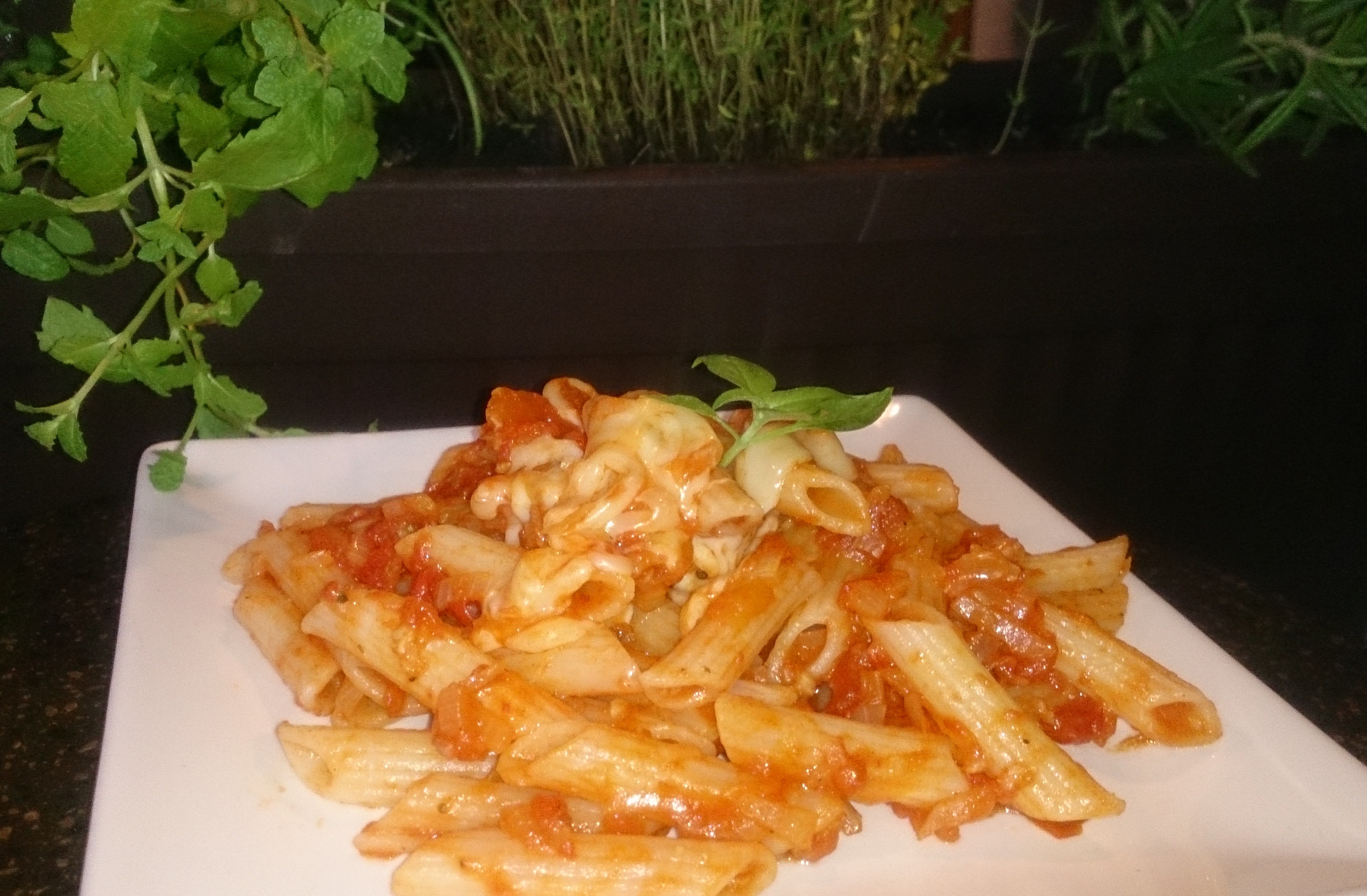 Penne cu sos de rosii