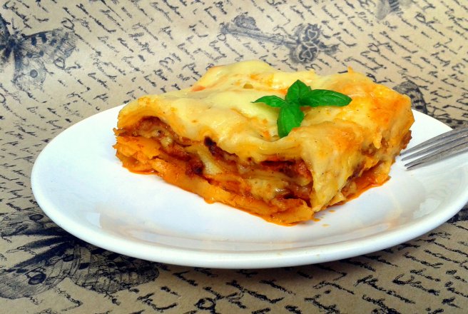 Lasagna cu carne tocata de porc