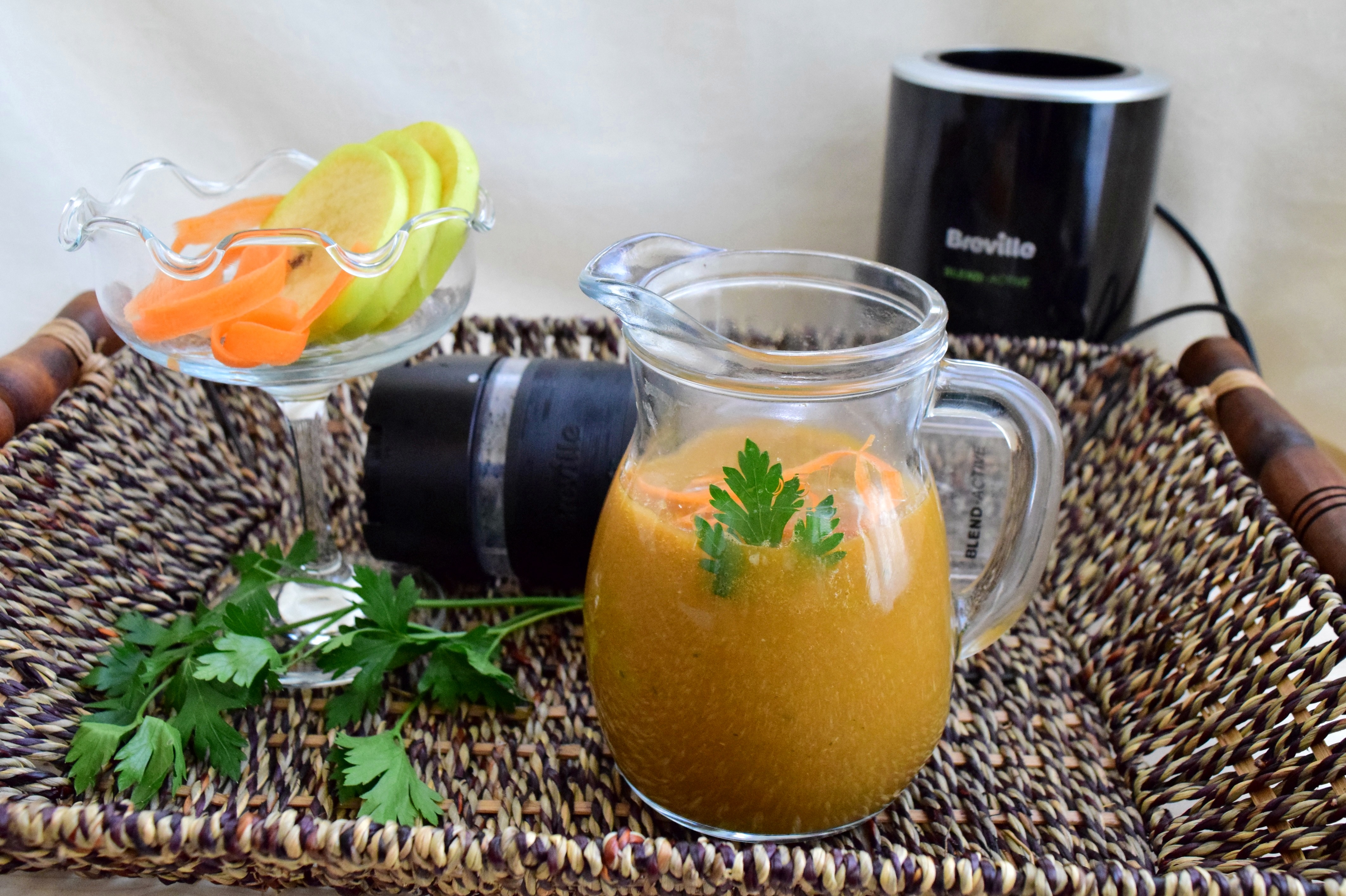 Smoothie detoxifiant cu legume