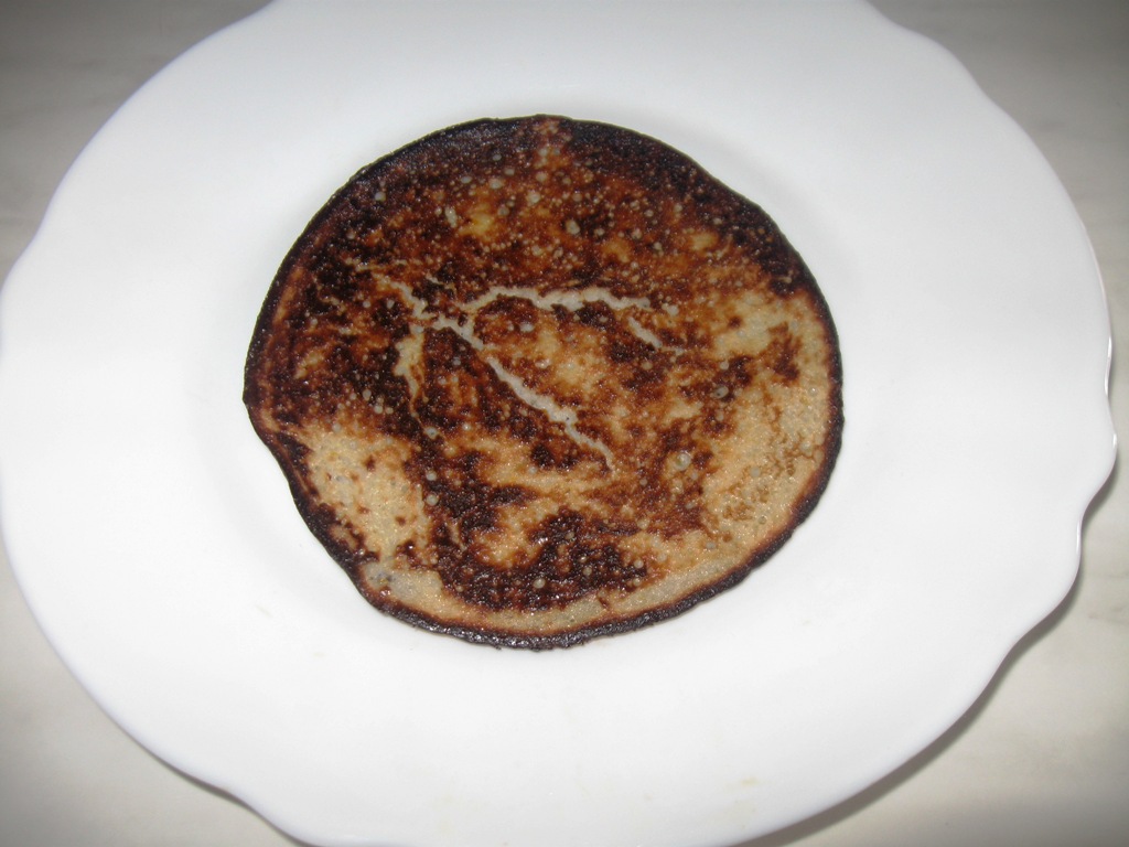 Clatite din banane (cu crema de branza si stafide)