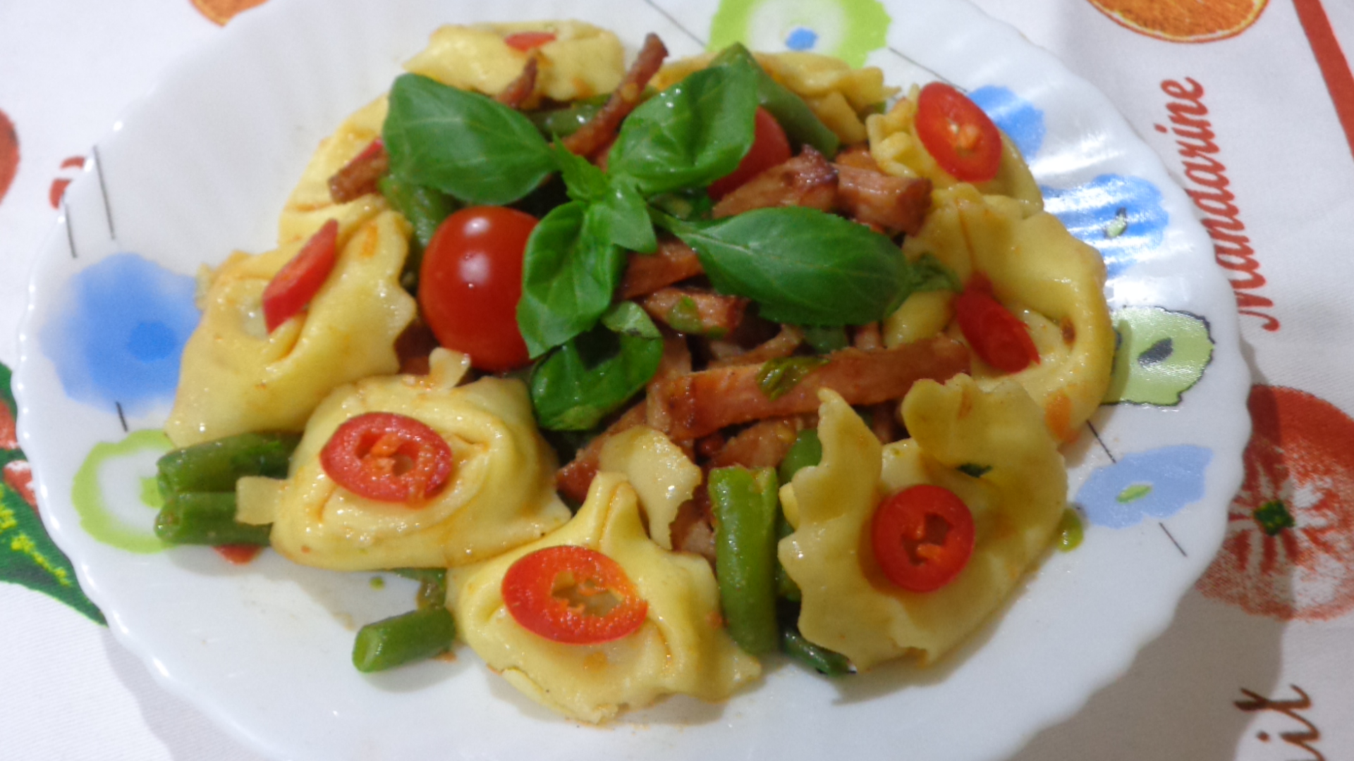 Tortellini cu fasole verde si muschiulet de porc