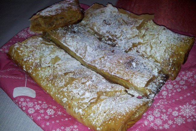 Strudel cu mere