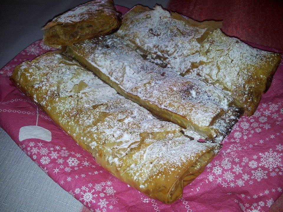 Strudel cu mere