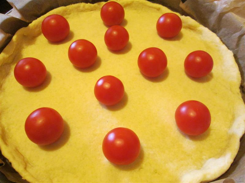 Tarta cu spanac, branza si rosii cherry