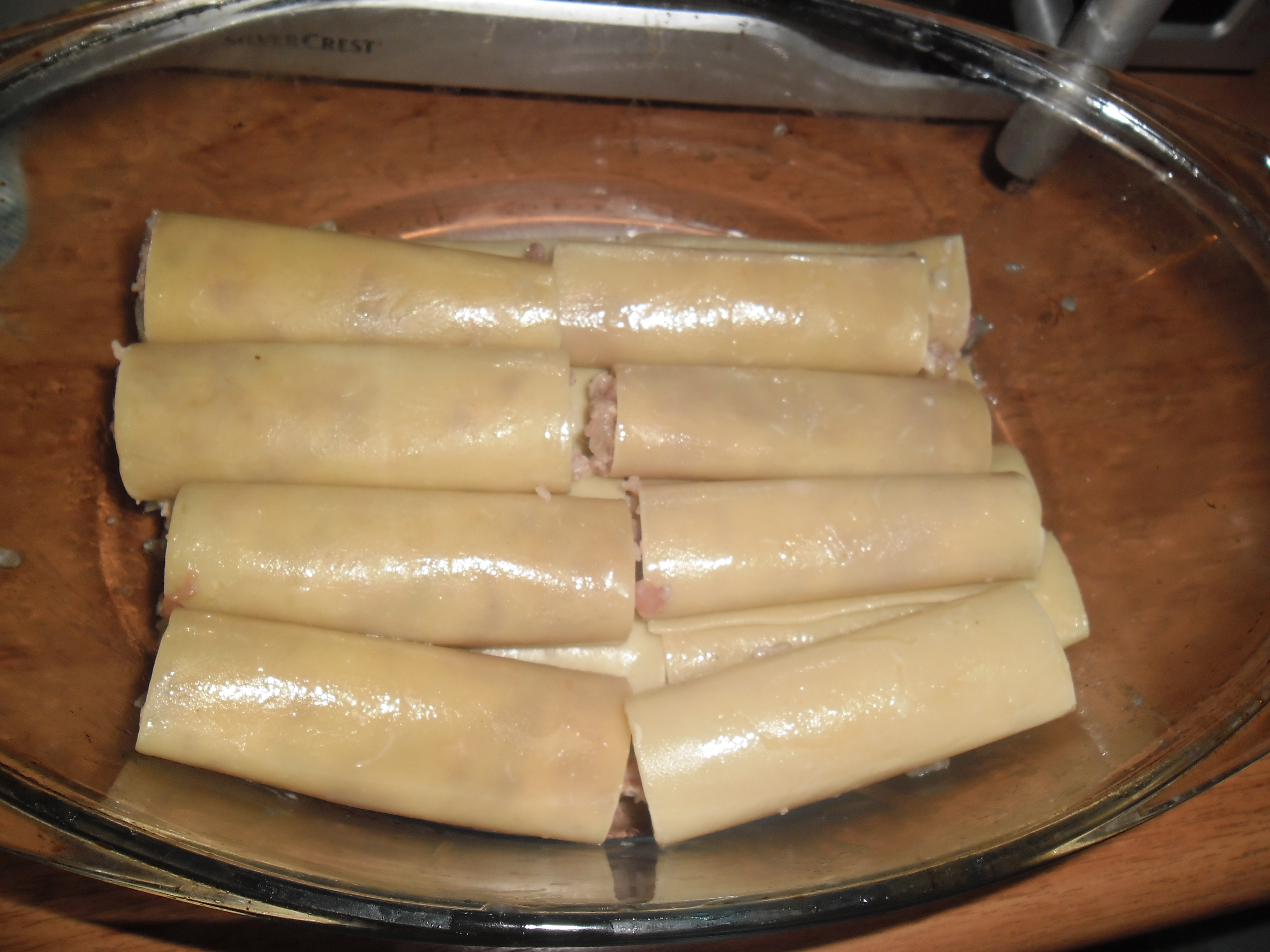 Cannelloni cu sos bechamel