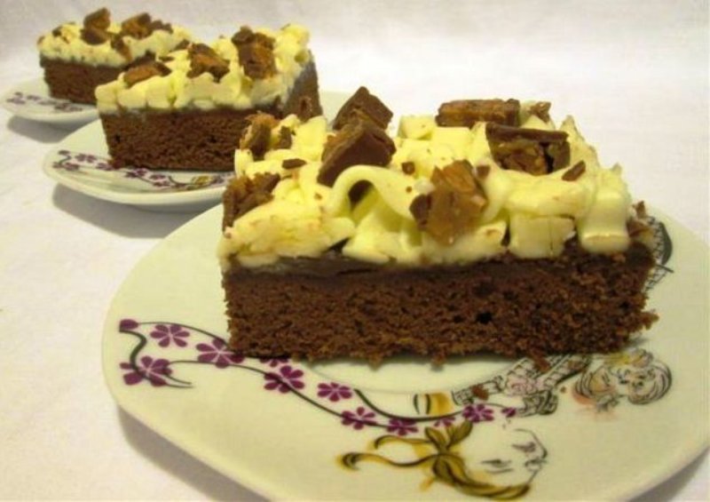 Brownie cu mascarpone si caramel