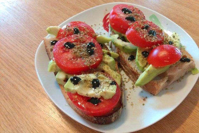 Sandwich gustos, sanatos si satios