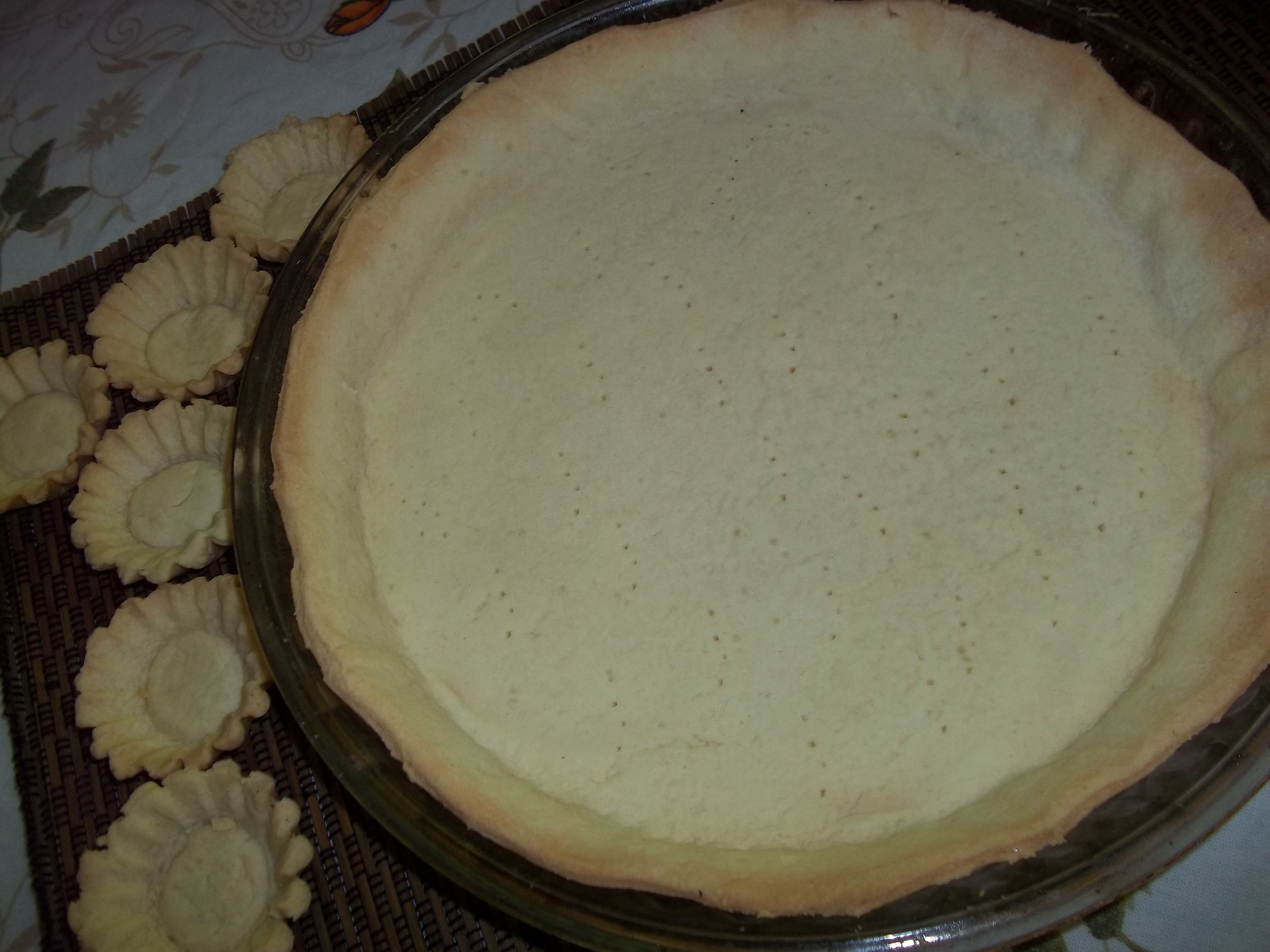 Tarta de fructe de padure si jeleu de corcoduse