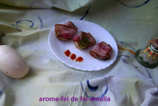 Pachetele de vinete cu bacon