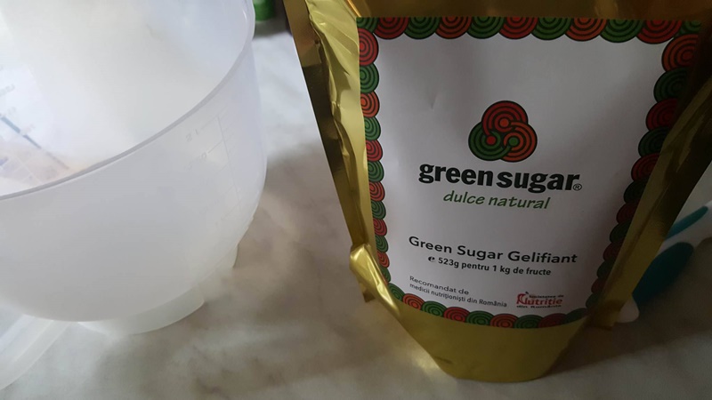 Dulceata de prune cu green sugar