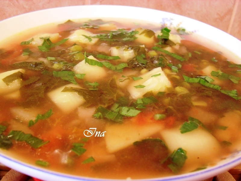 Ciorba de legume, reteta delicioasa cu bors de casa