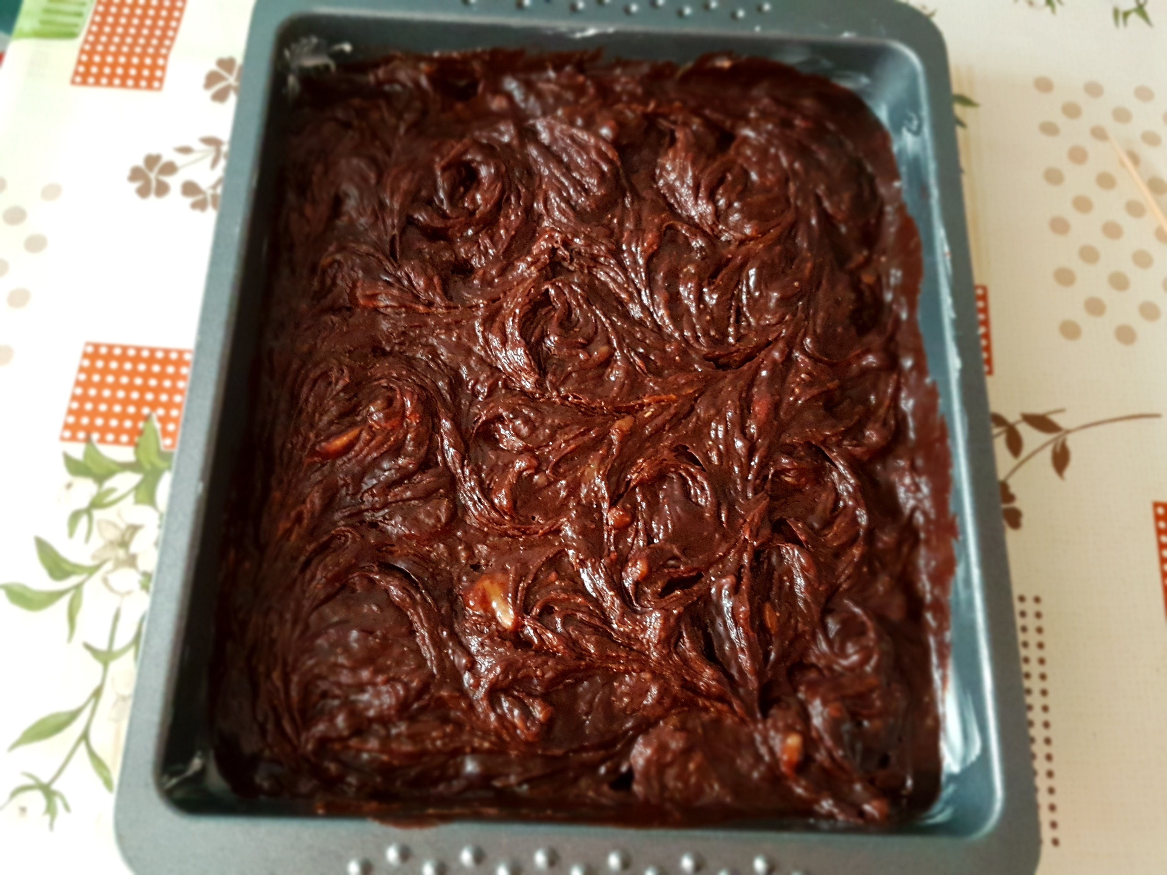 Desert brownie cu banane si unt de arahide