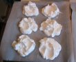 Desert mini Pavlova, cu crema de ciocolata si fructe de padure-3