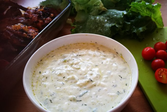 Tzatziki - sosul de iaurt grecesc