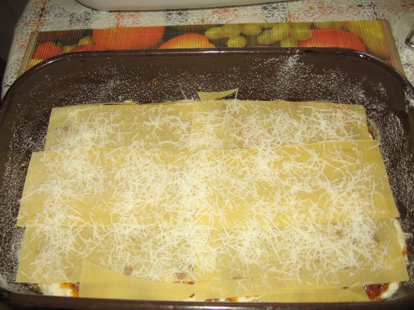 Lasagne cu sos Bolognese