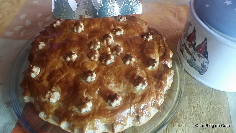 Desert placinta cu banane si crema de migdale