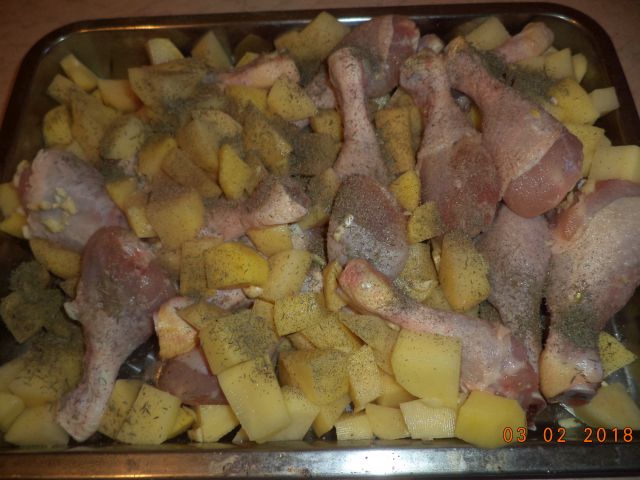 Ciocanele cu cartofi la cuptor
