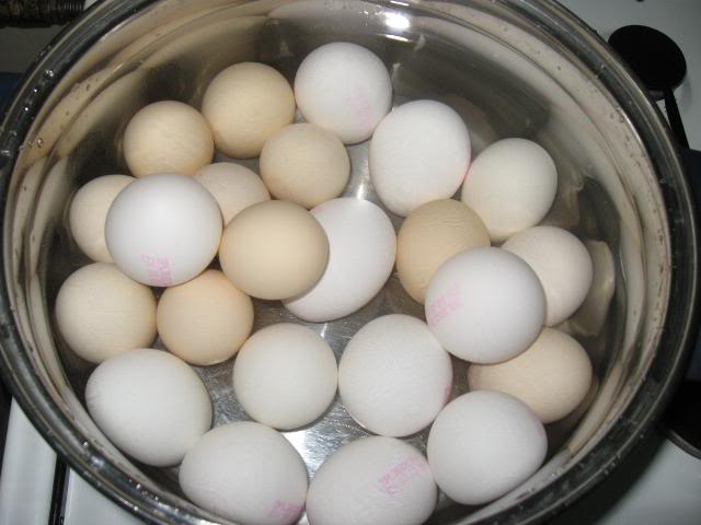 Aperitiv oua vopsite pentru Paste