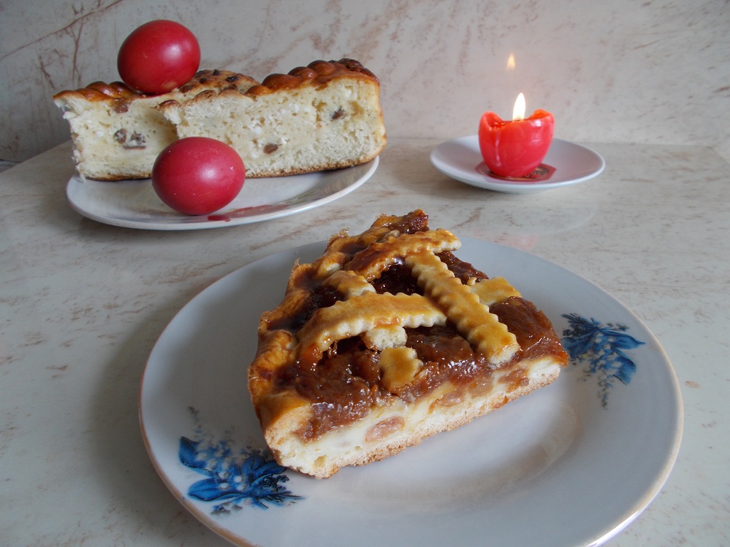 Desert tarta cu branza dulce si gem de caise cu nuca