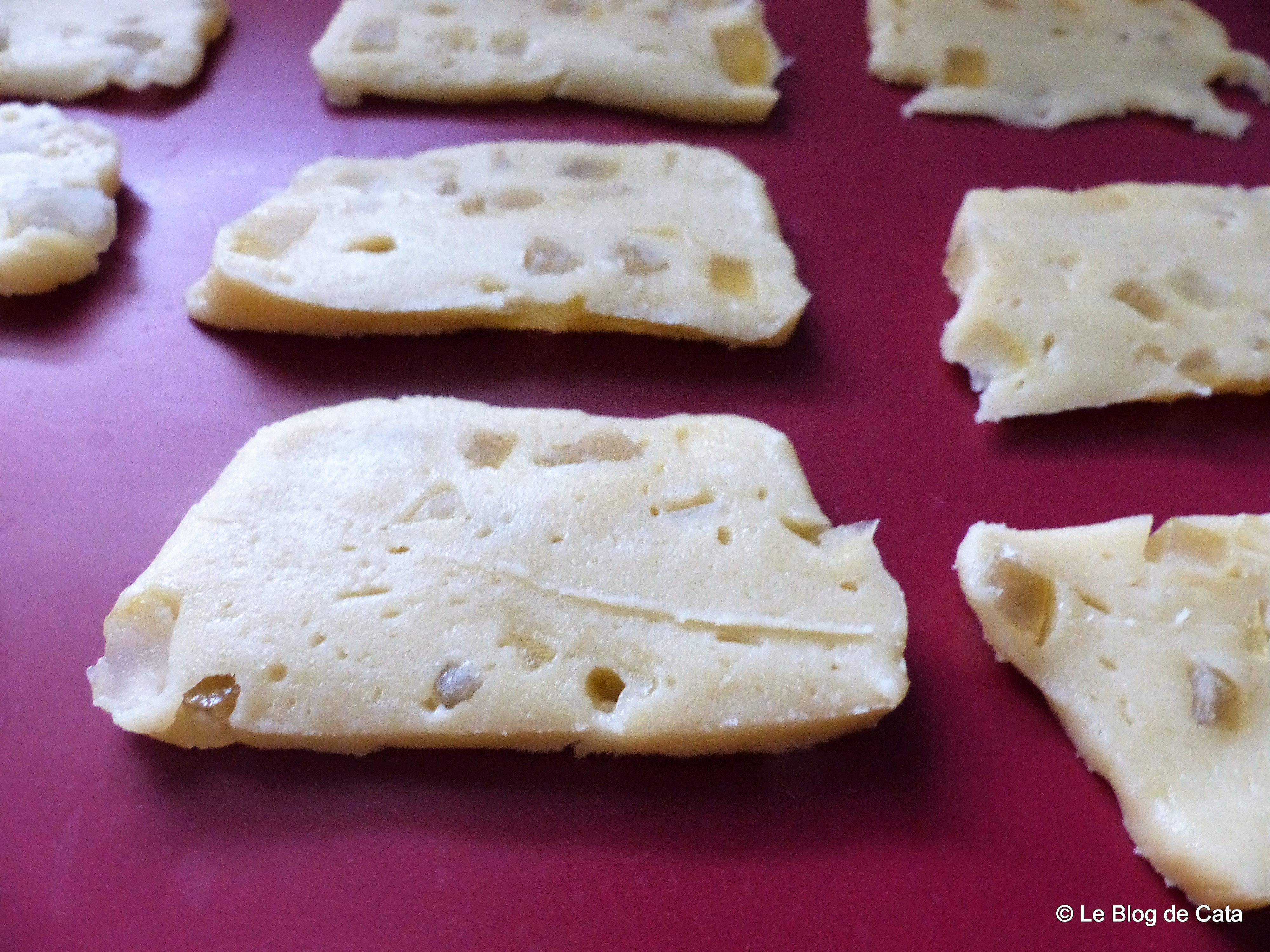 Desert biscuiti cu coaja de lamaie confiata