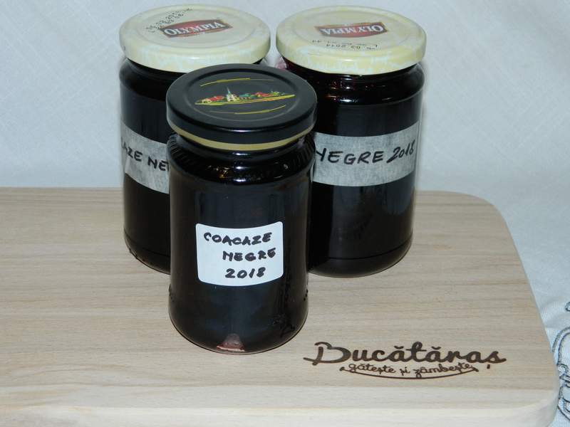 Dulceata de coacaze negre