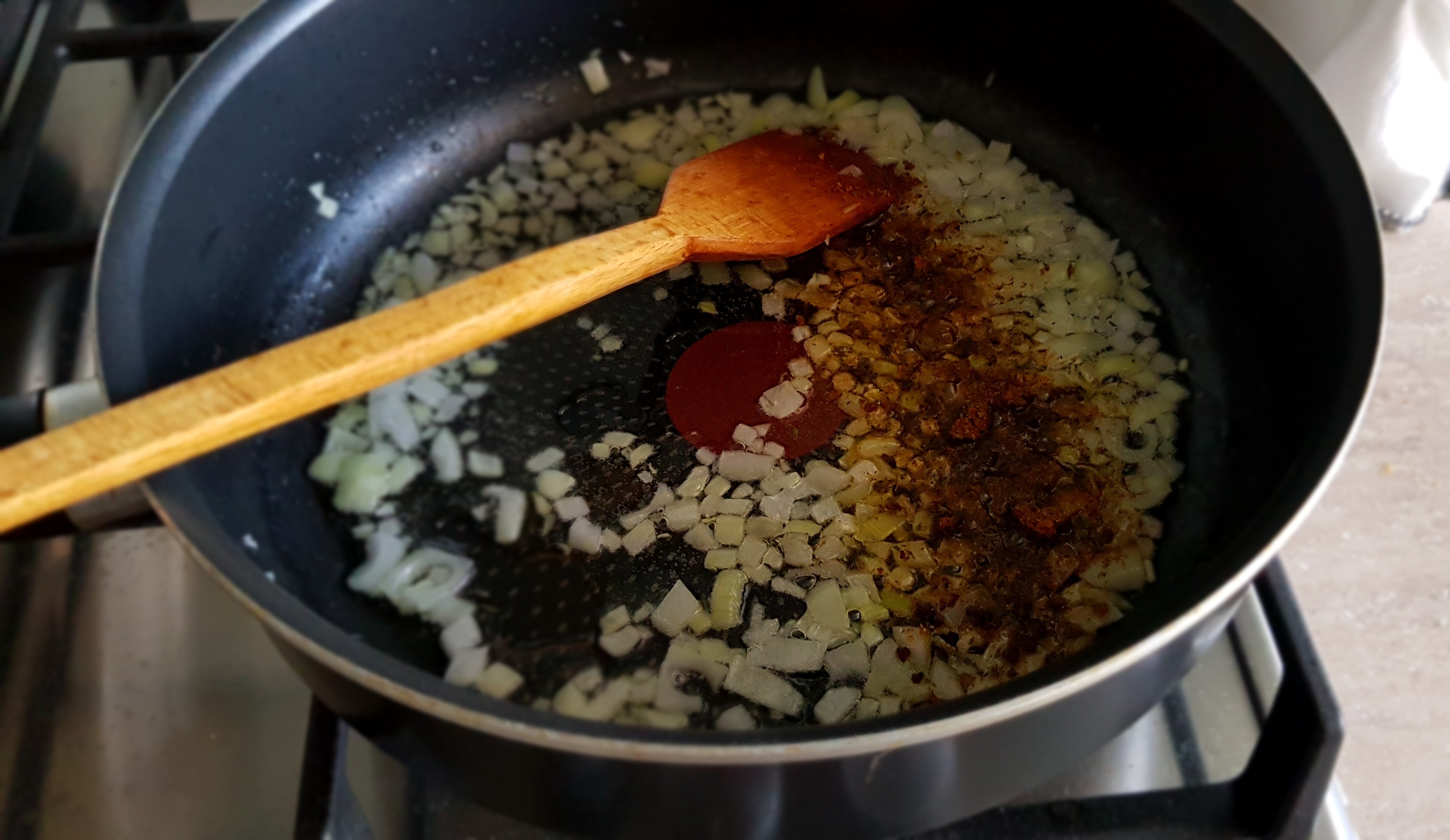 Paste cu carne tocata de pui si mozzarella