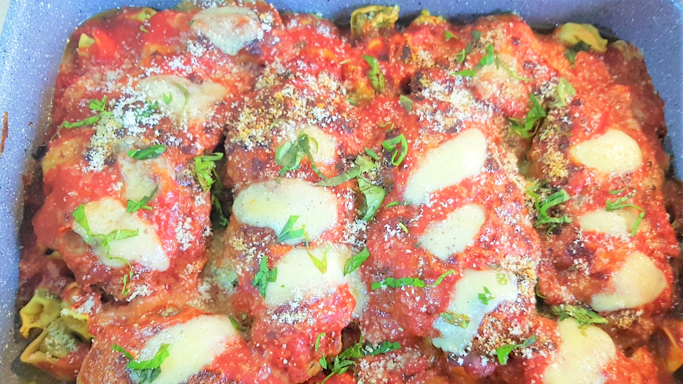 Pollo alla parmigiana - pui cu parmezan