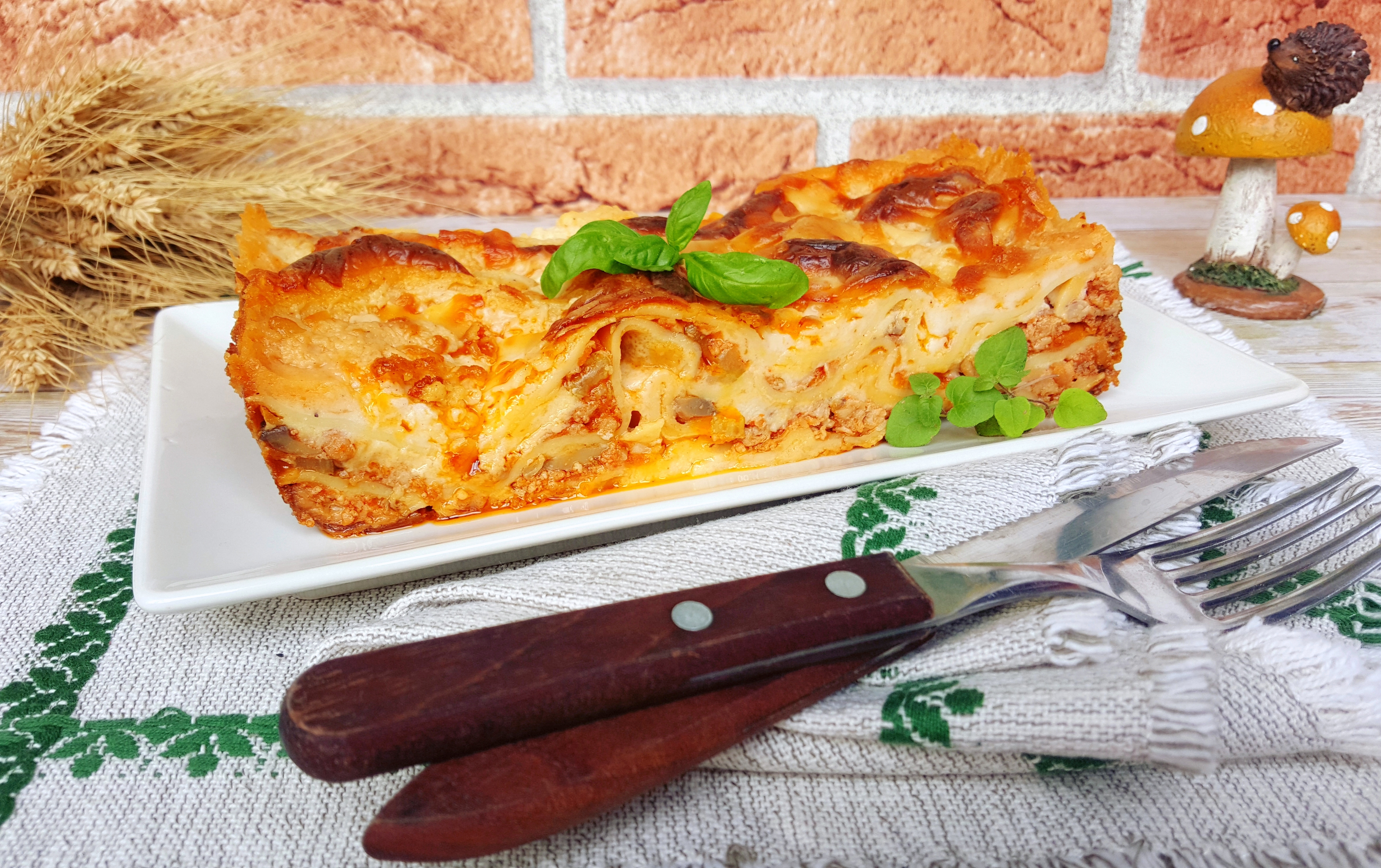 Lasagna cu carne de pui si ciuperci