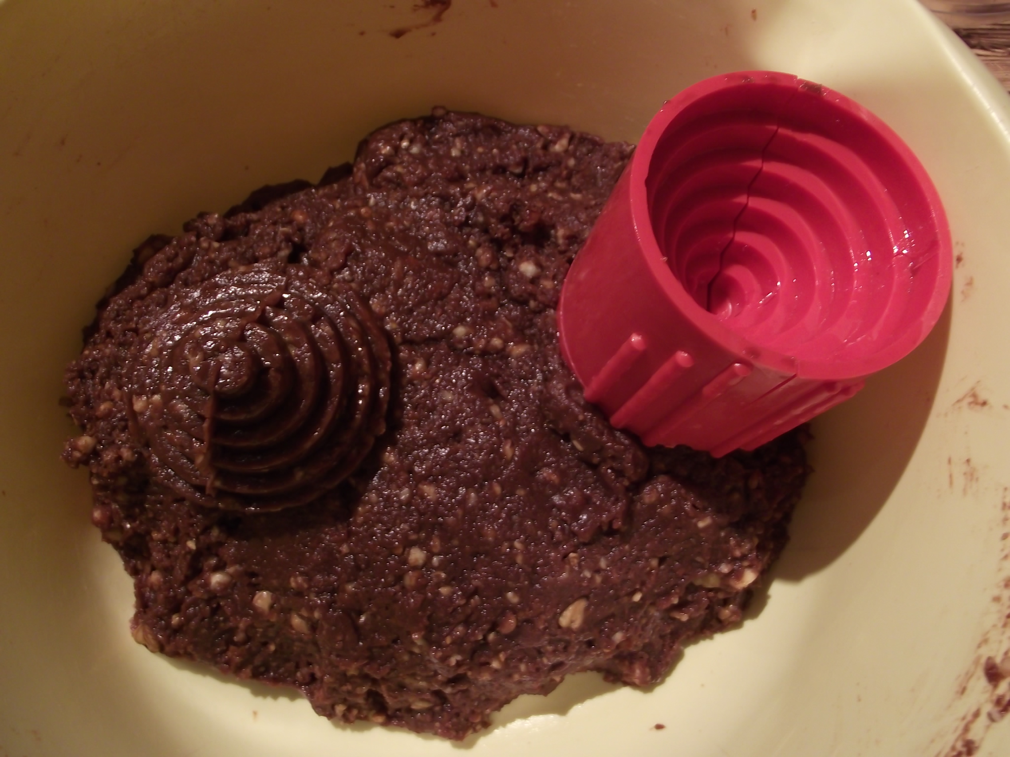 Desert braduti din aluat de biscuiti cu nuca si ciocolata