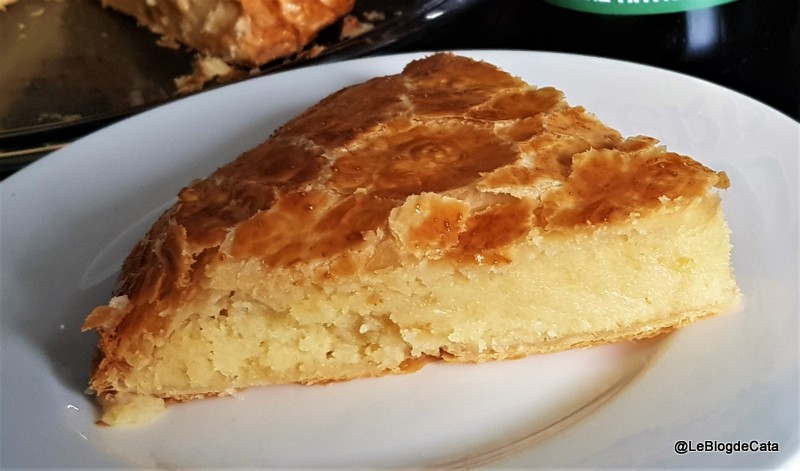 Desert placinta cu migdale si lemon curd / Galette des rois