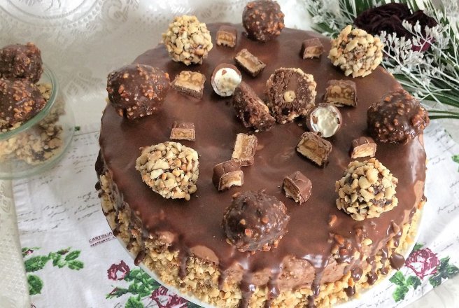 Tort Ferrero Rocher (1300 de retete)