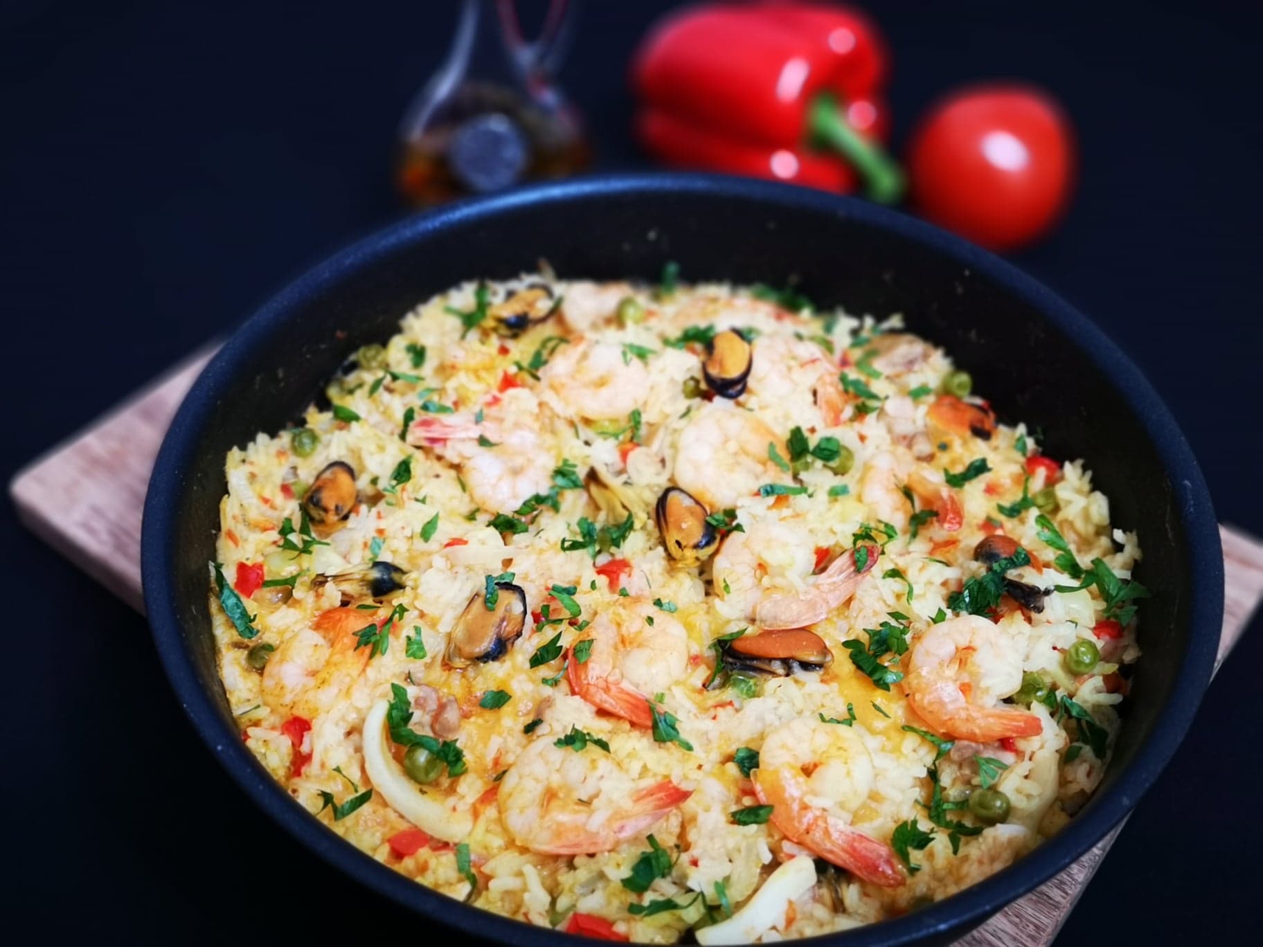 Paella cu fructe de mare