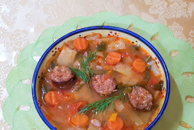 Ciorba cu pastai de fasole galbena lata