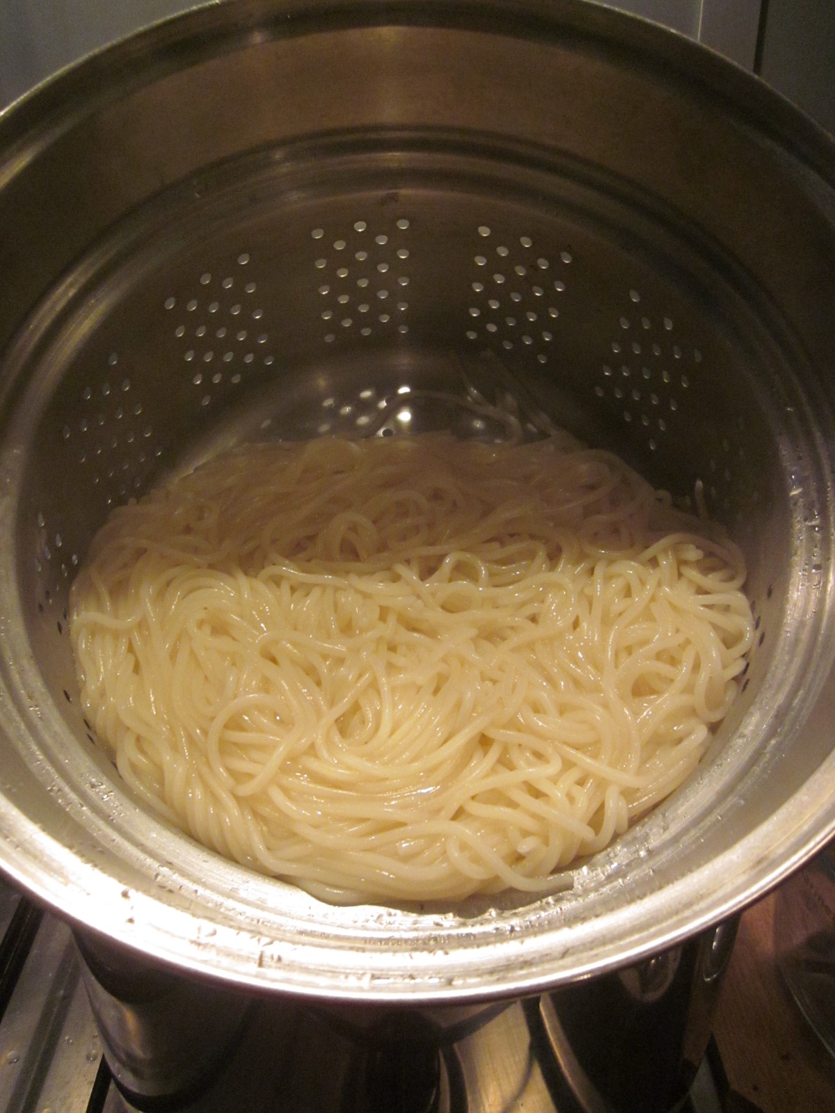 Spaghete quatro fromagi la slow cooker Crock-Pot