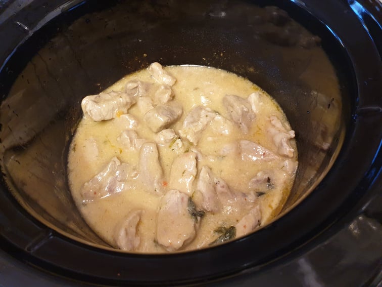 Carne de porc in sos de lapte de cocos la slow cooker Crock-Pot