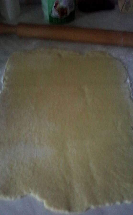Desert prajitura cu crema fina de nuca