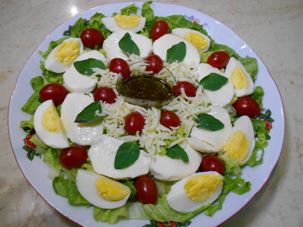 Salata Mozzarella