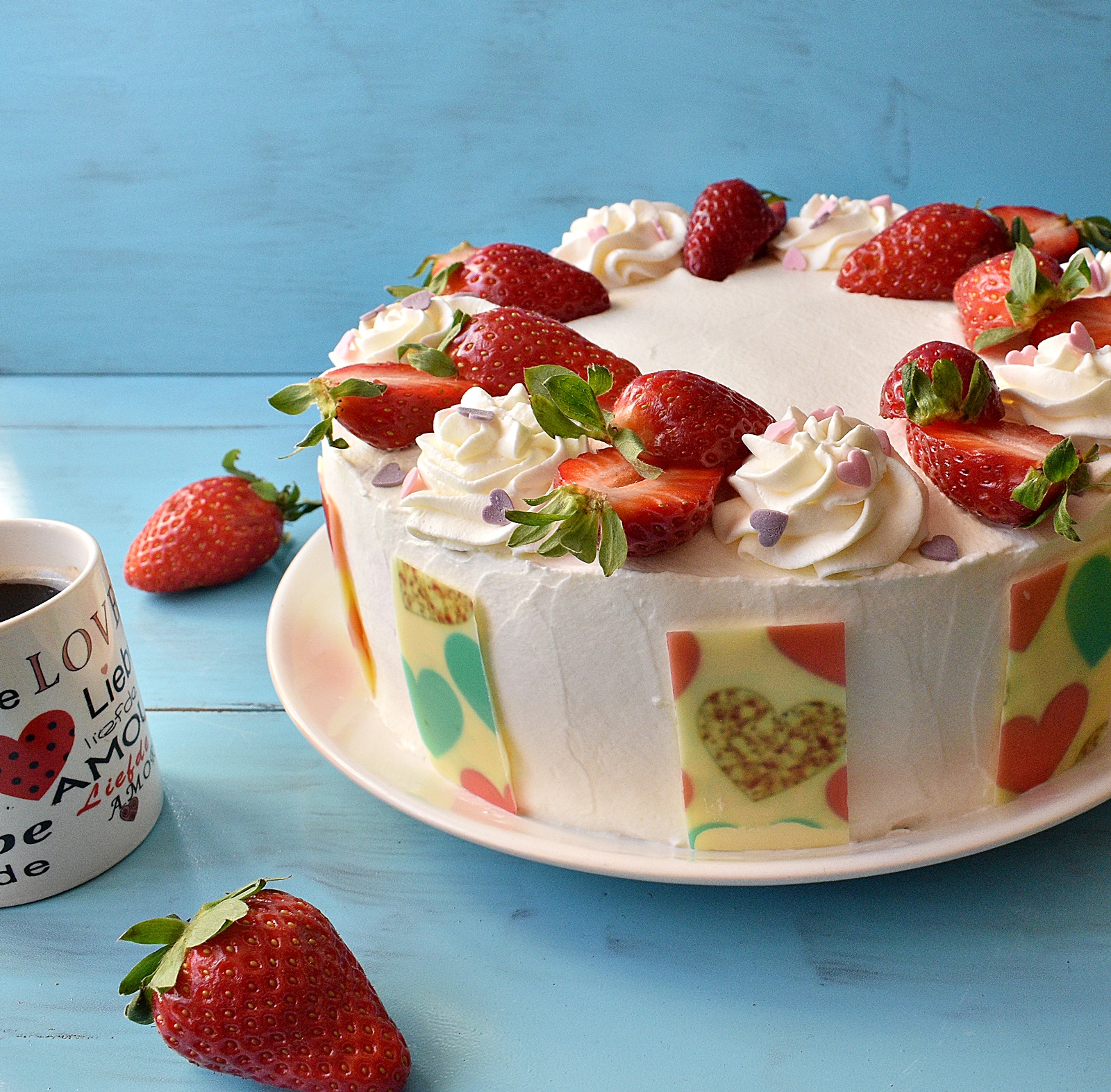 Desert tort cu crema de ciocolata si crema de fructe de padure cu indulcitor