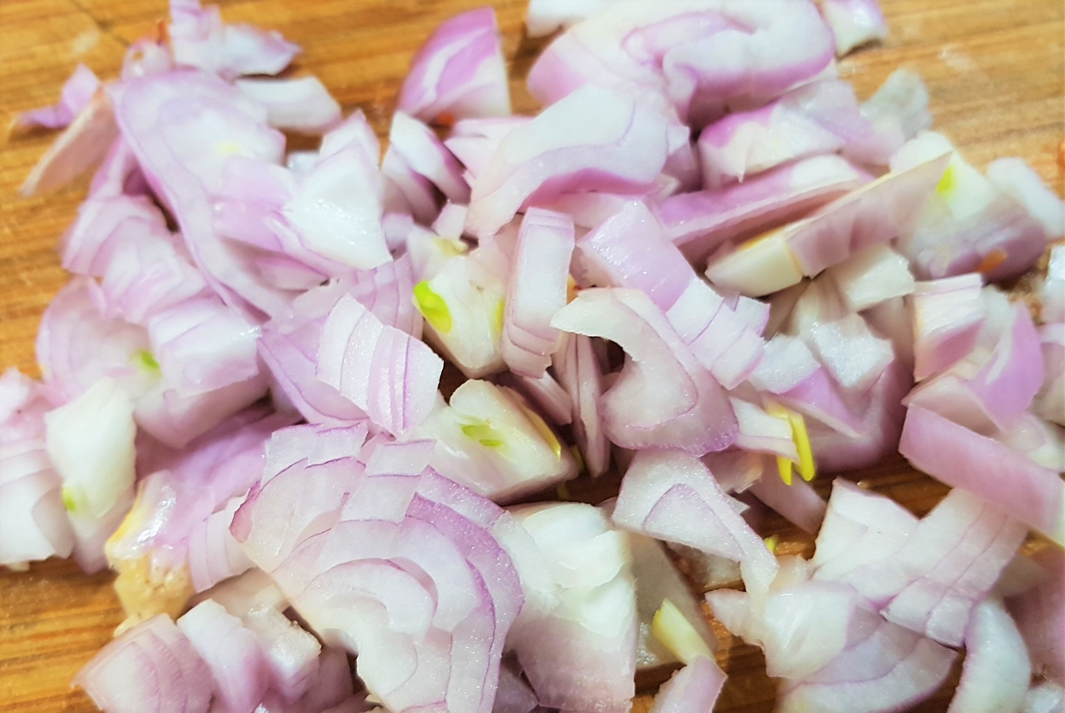 Ciorba de salata verde cu afumatura si smantana