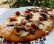 Pizza rapida cu blat pufos (fara drojdie) cu aluat fraged-23