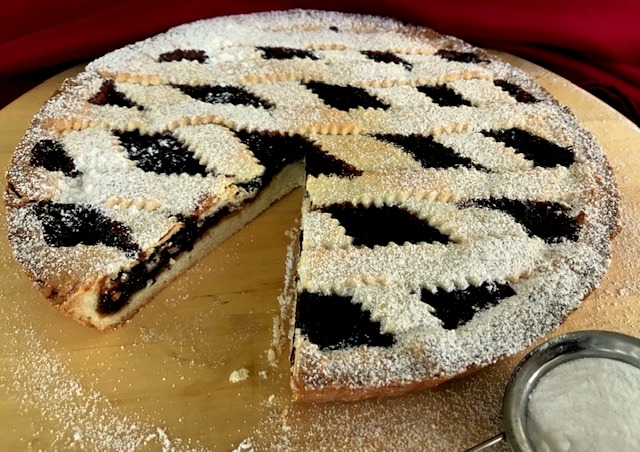 Desert tarta crocanta cu magiun de prune