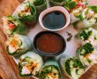 Aperitiv spring rolls cu pui-10