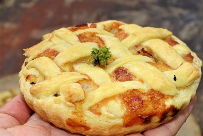 Mini tarte cu piept de porc