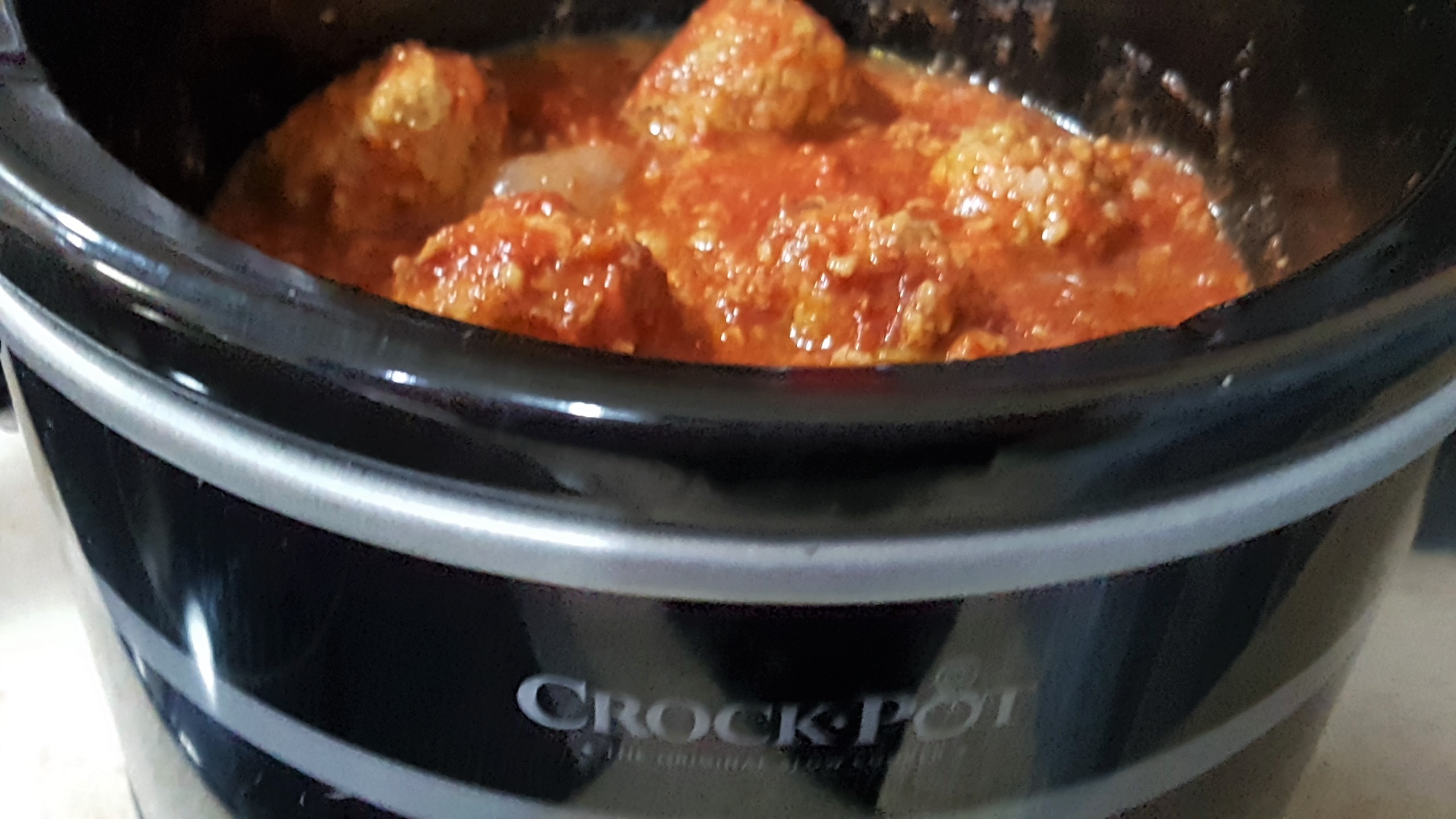 Chiftelute in sos de rosii cu tagliatelle la slow cooker Crock Pot